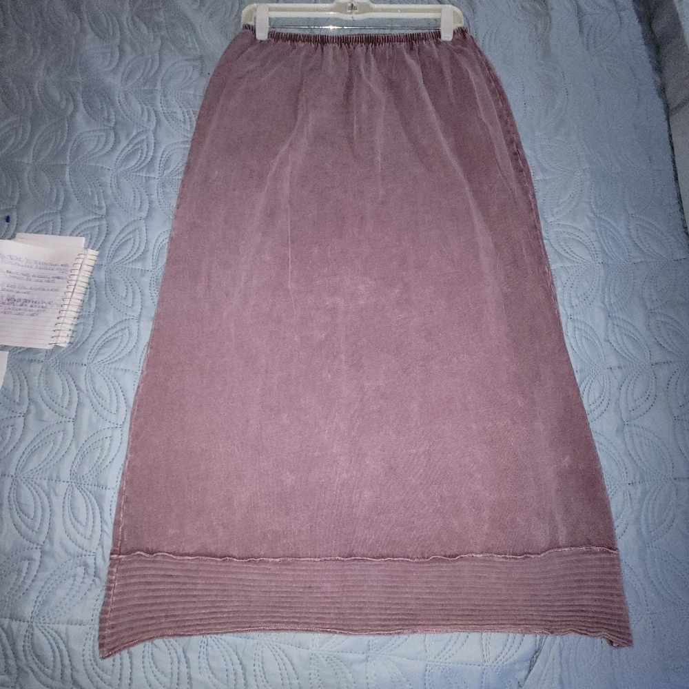 Small Fenini veg wash plum rib hemmed cotton elastic waist skirt